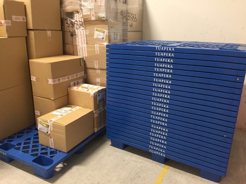 lightweight export plastic pallet