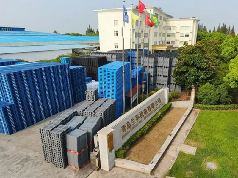 Plastic Pallet Manufacturer Factory Floor